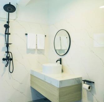 North Pattaya Villa | Saga Pool House 5BR, 200m from BEACH