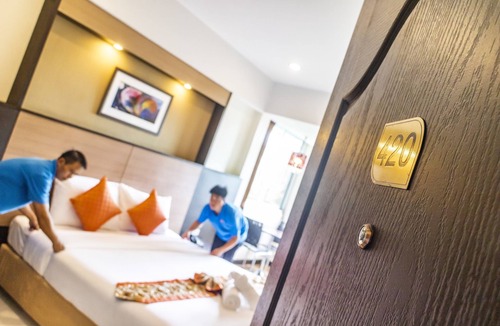 Huay Kaew Hotel | Sakulchai Place Hotel