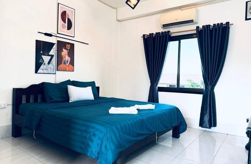 Vang Vieng Hostel | Santara Home