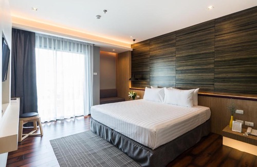 Pattaya Bay Hotel | Sea Me Spring Tree Hotel