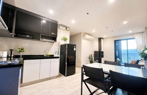 Pattaya Bay Apartment | Sea View 2 Bed Room Nice Location