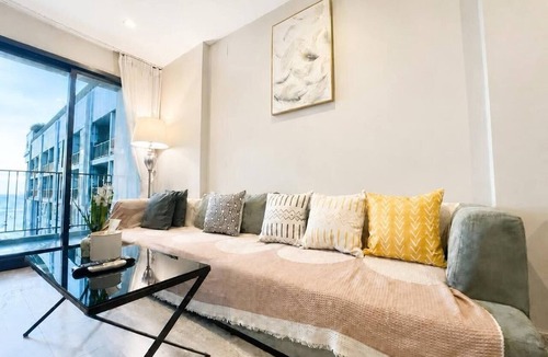 Pattaya Bay Apartment | Sea View 2 Bed Room Best Location