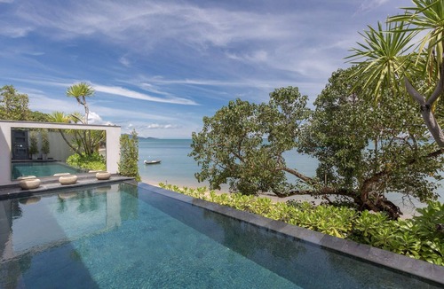 Plai Laem Villa | Seafront Villa in a Lush Tropical Surroundings