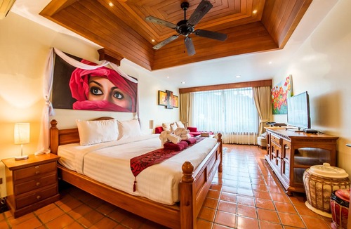 Kamala Bed & Breakfast | Serviced Luxury 9-17 Bedroom Pool Villa with Private Chef , Kamala Beach Phuket,
