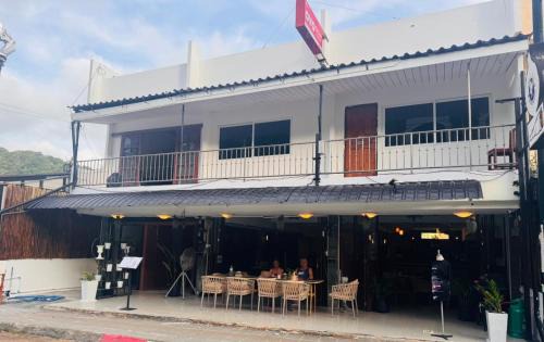 Karon Hotel | SET INN restaurant & bar 1 & 2