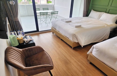 Wat Sam Phraya Hotel | Shade Stories Bangkok Oldtown