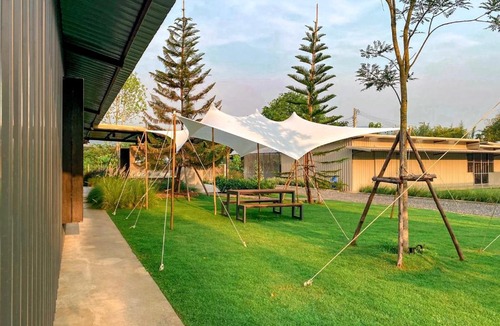 Mae On House | Skugga Farm - Suites and Cabin