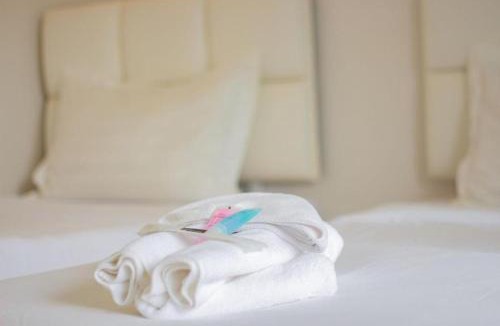 Samsen Nok Hotel | Skutan Inn Sutthisan bkk