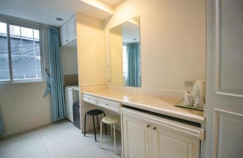 Samsen Nok Hotel | Skutan Inn Sutthisan bkk