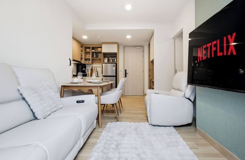 Cherngtalay Apartment | Skypark Laguna 2BR, Golf View, Rooftop Pool
