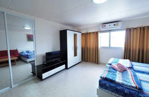 Ban Mai Hotel | Smart Residence at Muengthongthani