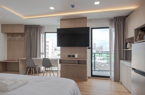 Din Daeng Hotel | Solyn Hotel