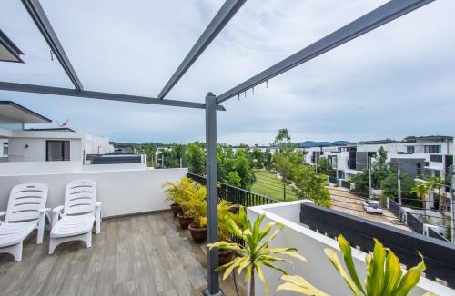 Laguna House | Spacious 3 bedroom townhouse in Laguna