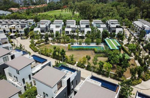 Laguna House | Spacious 3 bedroom townhouse in Laguna