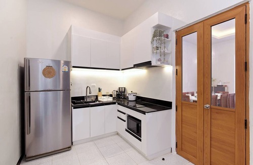 Si Phraya House | Spacious Heritage House Prime Location Family Stay