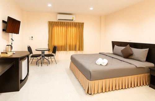 Nong Thale Hotel | Srisuksan Klong Muang Beach