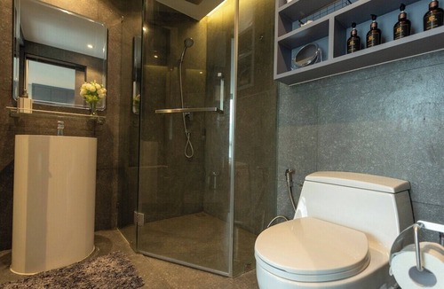 Kamala Apartment | Steps to Kamala Beach Rooftop Pool Netflix C138