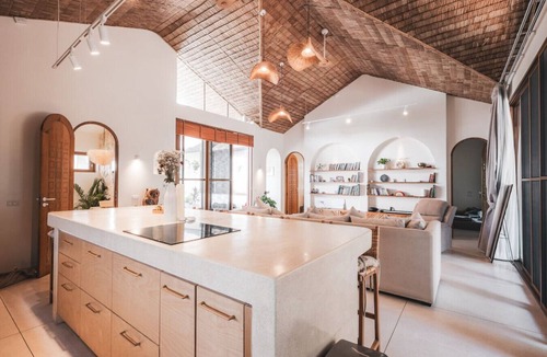 Haad Pleayleam Villa | Stunning Beach Front Villa, Lonely Beach is your garden.