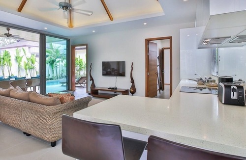 Rawai Villa | Stunning Rawai Beach Villa Villa with 4 bedrooms and swimming pool