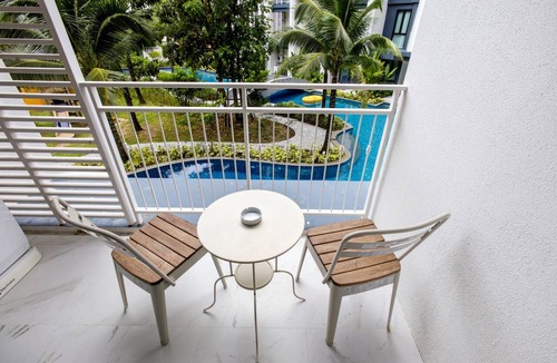 Sa Khu Apartment | Stylish 1BR Apartment at The Title Halo, Nai Yang