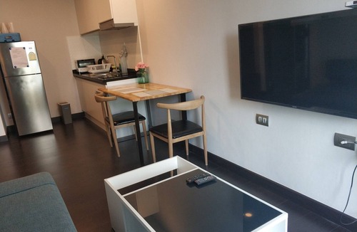 Chang Phueak Apartment | Stylish, modern and comfy condo opposite Maya Mall in Nimman area