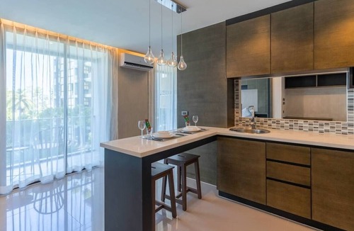 Kamala Apartment | Suite Nova 2BR|Rooftop Pool & Gym| Citygate Kamala