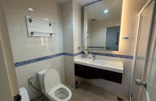 Phra Khanong Nuea Apartment | Sukhumvit 65 Swimming Pool Gym Good View High floor fast WiFi