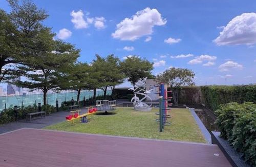 Phra Khanong Nuea Apartment | Sukhumvit 65 Swimming Pool Gym Good View High floor fast WiFi