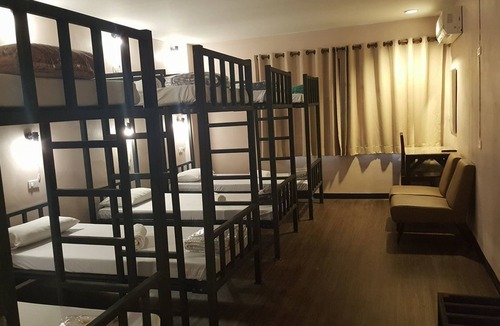 Ban Phan Thom Hotel | Suksawad Hotel