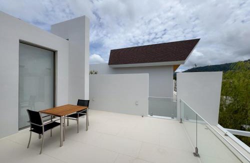 Si Sunthon Villa | Sumptuous Duplex Pool Villa 3BR in Newly Built LuxPride 4 L12 Residence