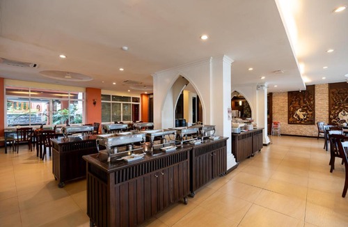 North Pattaya Hotel | Sunday Chateau En Ville - Pattaya