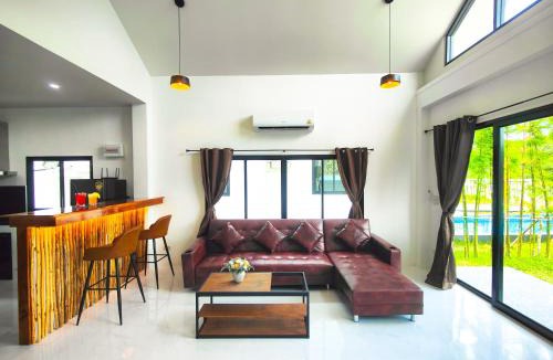 Taling Ngam House | Sunny Petite Villa Close to Beach