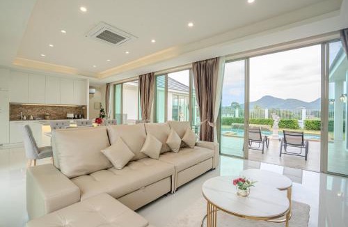 Hua Hin Villa | Supreme Private Villa with 4 Bedrooms and Nice Pool