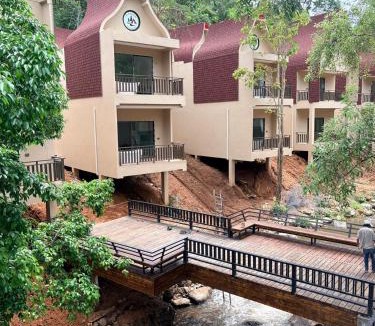 Mae On Resort | T-Valley Maekampong Resort