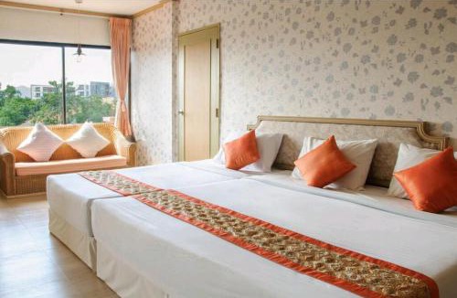 Khao Takiab Hotel | Takiab Beach Resort