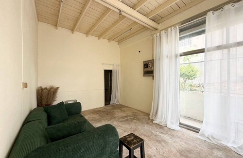 Talat Phlu House | Thai Local Home Near BTS Talat Phlu&Market