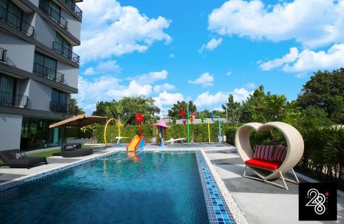 Pak Phraek Hotel | The 28th Hotel