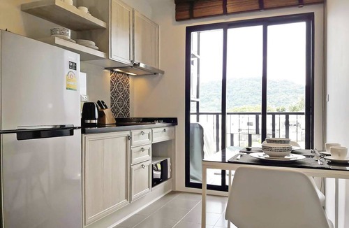 Talat Yai Condo | The Base Height by Gif