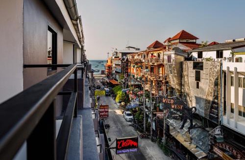 Pattaya Bay Hotel | The Classroom Hotel