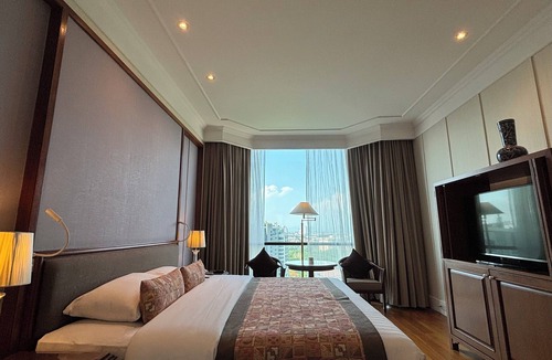 Chang Khlan Hotel | The Empress Hotel Chiang Mai
