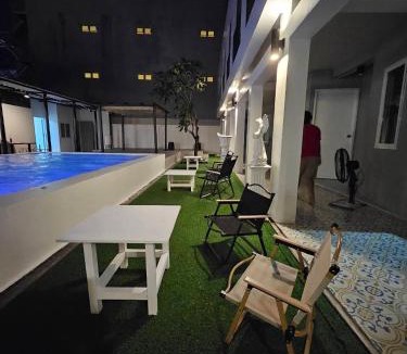 Talat Yai Hotel | The Light House at Town Phuket