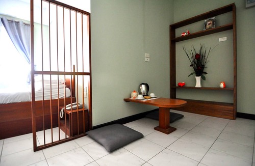 Din Daeng Hotel | The Living Room Serviced Apartment