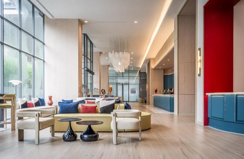 Ramkhamhaeng Hotel | The Quarter Ramkhamhaeng by UHG- Close to 1981 Mall- Rajamangala Stadium Airport Link