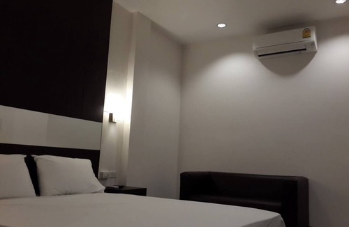 Khlong Nung Hotel | The Room 24 Resort
