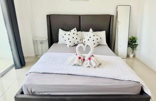 Saen Suk Hotel | The Sunset Bangsaen