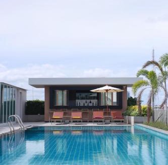 Pattaya Bay Hotel | The Whisper Hotel