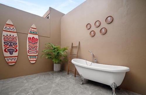 Thep Kasattri Villa | The Wood Terrace