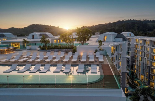 Ban Bo Han Apartment | Title Serenity Naiyang: pool access