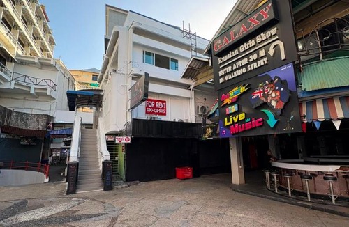 Pattaya Bay Hotel | Todd Inn Walking Street