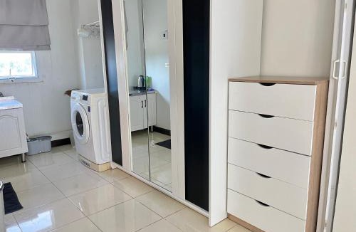Phuket Apartment | TONY Central Stay